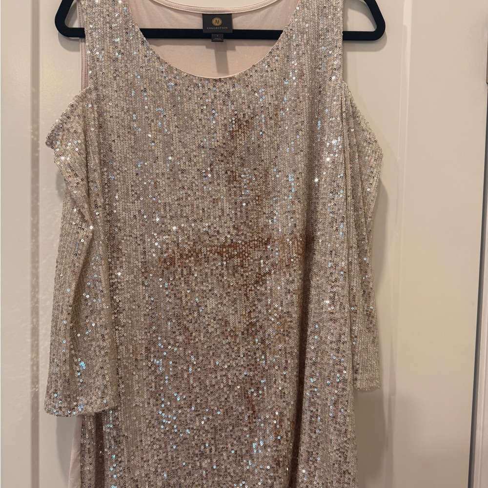 JM Collection Elegant Cream Top